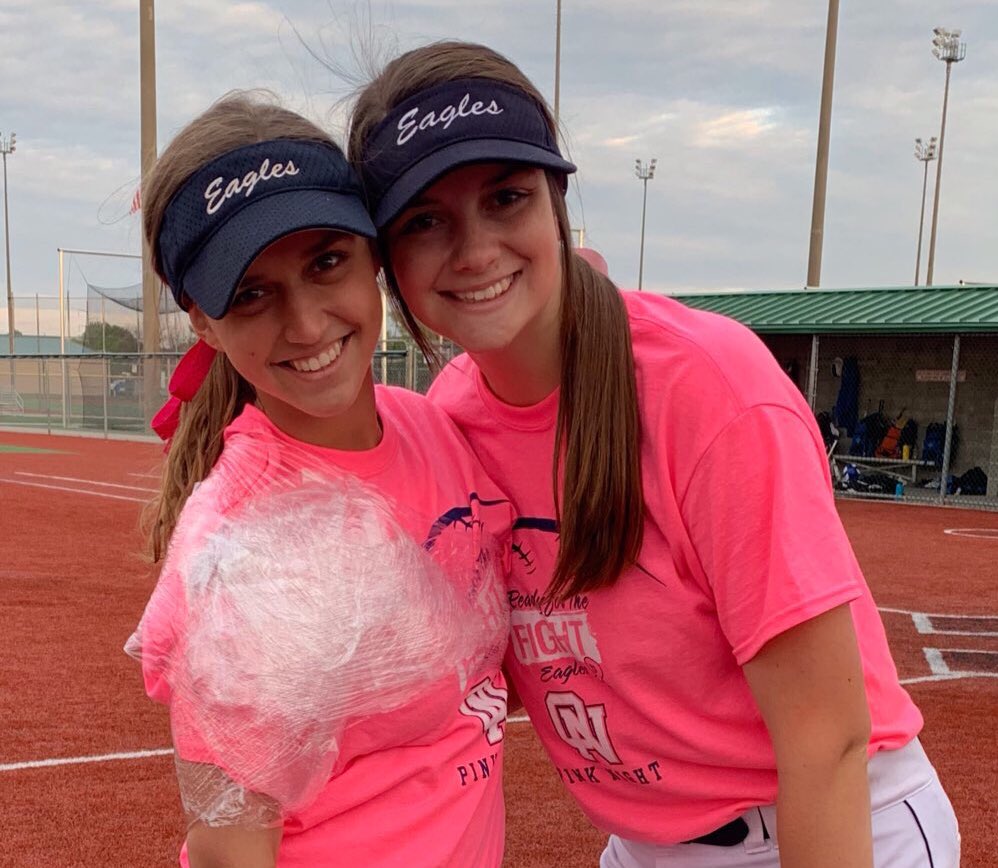 gregfarmerKC's tweet image. Proud of our #ONEstateofmind girls for bounce-back Game 2 win tonight ... grateful to have coaches @breeederer @shopabs44 on our girls’ side