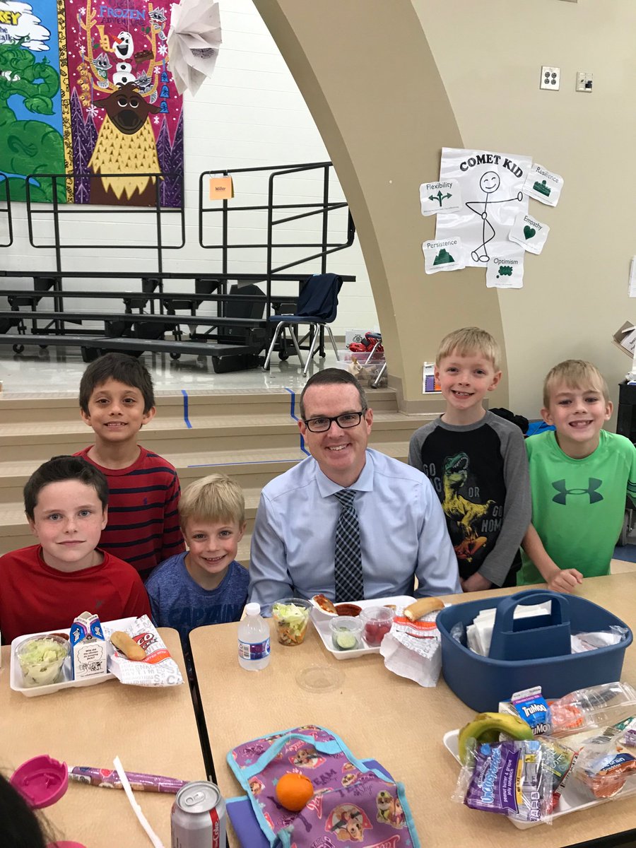 MegyHill's tweet photo. Mr. Cooper worked up an appetite while checking on the young learners at MECC today.  Power was restored as soon as he joined these friends at the table.  
#masonmoment @cooperlearns https://t.co/y48BUg3xnM
