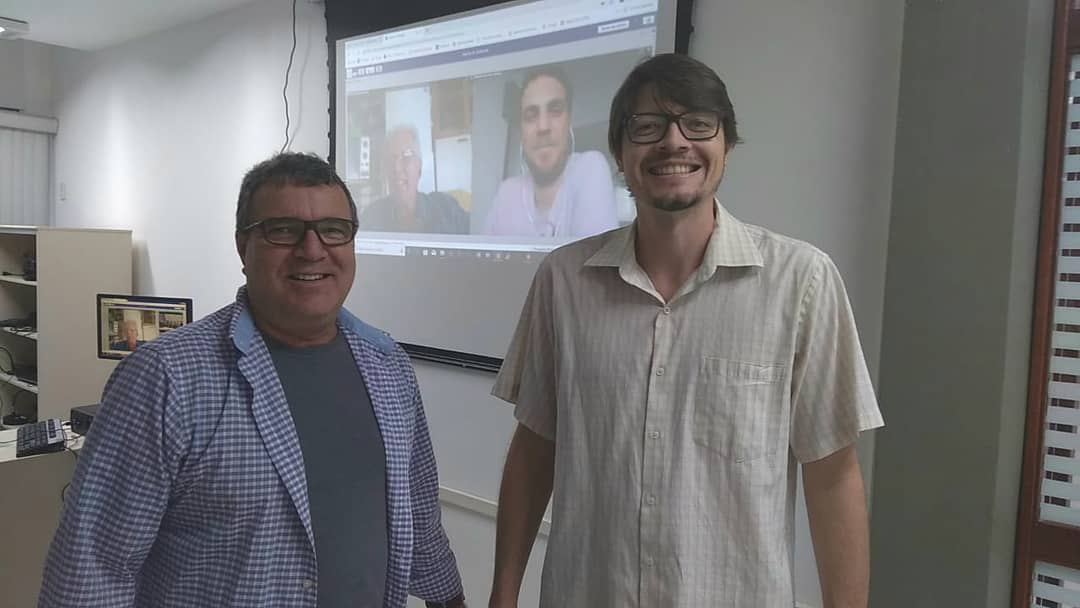 willdeoliver's tweet photo. Agora oficialmente mestre em Comunicação e Territorialidades. https://t.co/gssJcLEuHF
