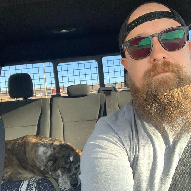 ActionClose's tweet image. Happy Friday! What’s everyone up to this weekend? bit.ly/2IXt49v