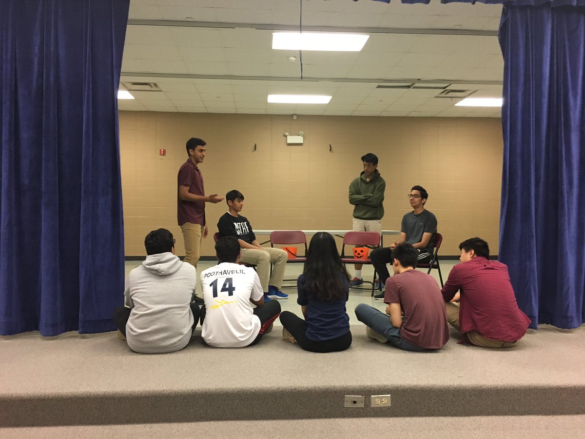 nvhsunicef's tweet photo. We had a great first annual UNICEF World Fair! Thanks to all the members and students that came out and donated! https://t.co/cnn7SMeeEO
