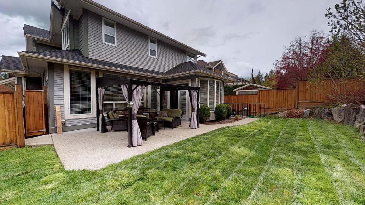 CapturingSpaces's tweet photo. Custom Built Home, 6 BR with Mortgage Helper! #OpenHouse Apr 27 2-4 #MapleRidge
Explore 24260 McClure Dr, Maple Ridge in 3D https://t.co/5U22XOlL3k https://t.co/wsoY6wrB9j
