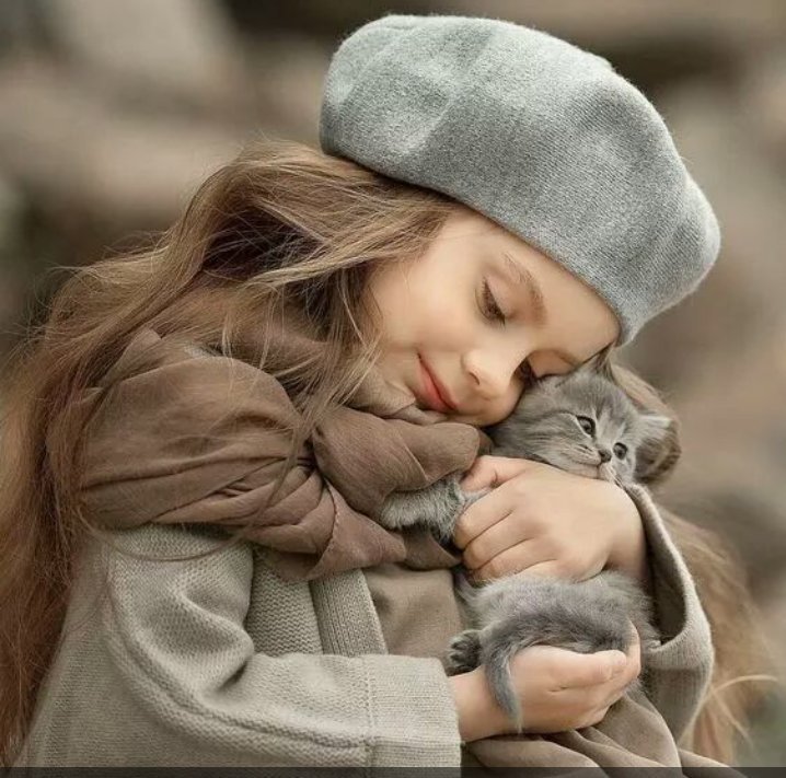 UmmuHira's tweet image. Ne giyersen giy merhameti yüreğine giydirmediğin sürece giydiğin her şey üzerinde eğreti durur. Zira insana yakışan en güzel şey merhamettir.

#1Not