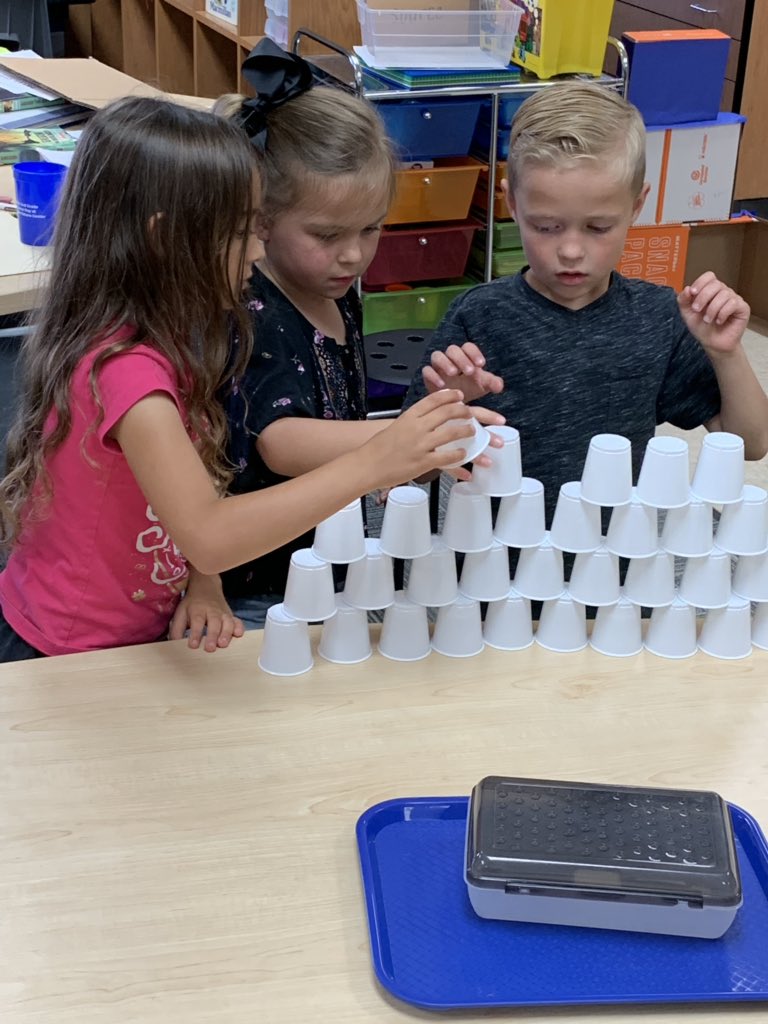 MillerSciSpdway's tweet photo. Today's #STEMFriday Challenge was seeing who could build the tallest tower! We tried out different building materials and then talked about pros and cons! #HandsOnLearning #TallyBEST #KISDBEST #STEMLovers https://t.co/AU1ez3UDSY