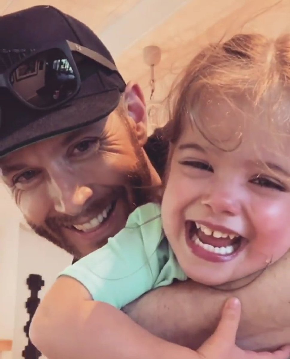 jensenaspoems's tweet photo. CUTENESS OVERLOAD!! 😭😭❤️ https://t.co/QlwSMYoYHw