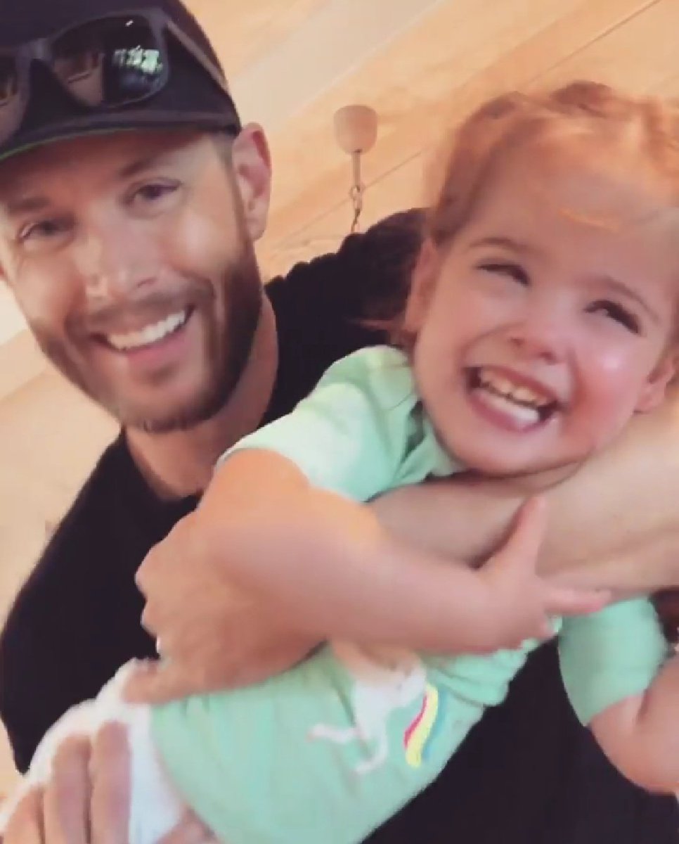 jensenaspoems's tweet photo. CUTENESS OVERLOAD!! 😭😭❤️ https://t.co/QlwSMYoYHw