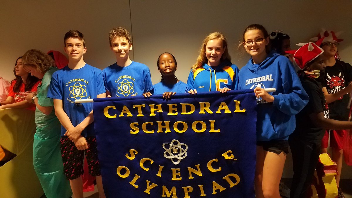 SHCScience_78's tweet photo. NC Science Olympiad State Tournament Parade of Champions #NCScioly19
#wearecathedralpk8 https://t.co/TFVixPdjId