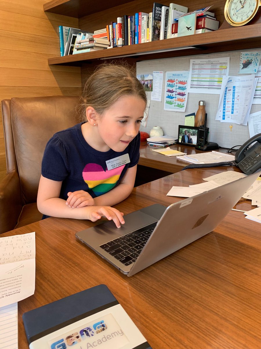 CangianoThomas's tweet photo. GEMS-Chicago had a new head today, and she did a fantastic job!! Thanks for the help, Avery! https://t.co/kjQv4YjL1A