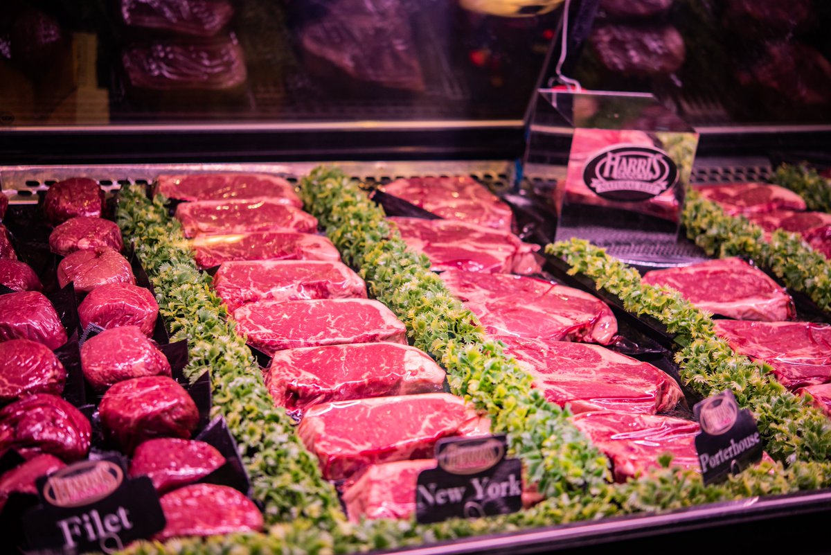 HarrisRanchCA's tweet photo. What’s your favorite Harris Ranch beef cut?
Let us know in the comments below! 

#harrisranch #hrcountrystore #harrisbeef #beef #food #instagood #protein #meat https://t.co/2eCuxVjC6h