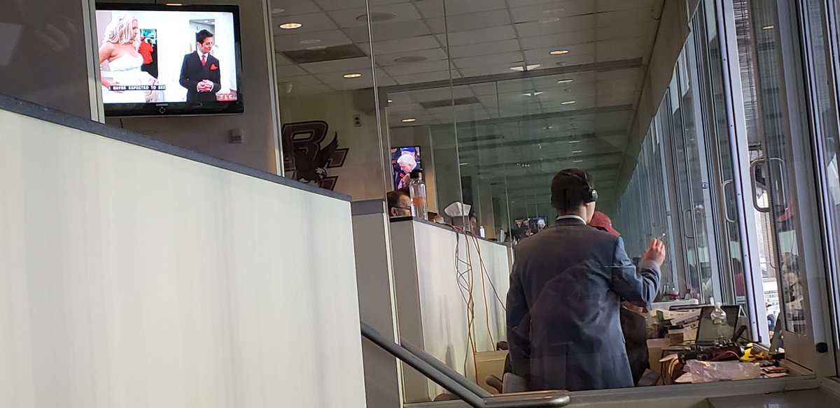 find it humiroys that <a href="/CuseWLAX/">Syracuse Women's Lacrosse</a> radio guys have "Say Yes to the Dress" on the TV in their broadcast suite. What do you say <a href="/seollove33/">Zanna Ollove</a> <a href="/BillSpaulding/">Bill Spaulding</a>