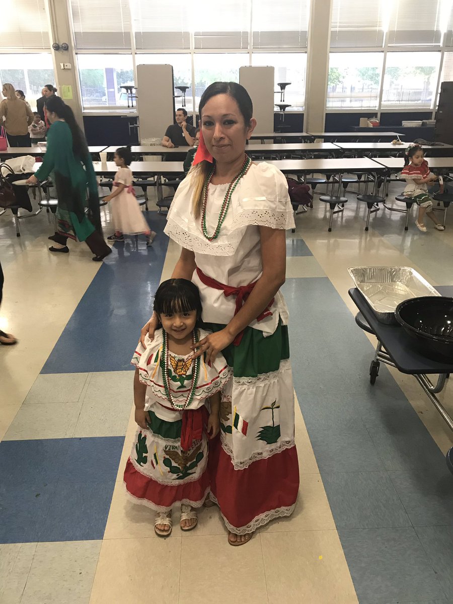 Celebrating the #weekoftheyoungchild with a great multicultural breakfast 👶🏼