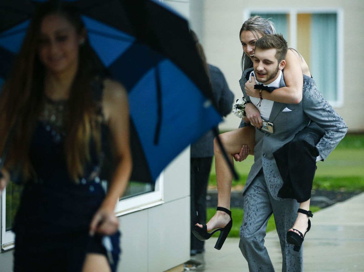 lehighvalley's tweet photo. Saucon Valley High School prom 2019 (PHOTOS) https://t.co/wbcROQlP9z https://t.co/mB5oIX0yKE