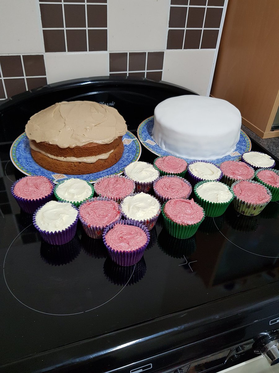 BorderlandCally's tweet photo. Can I go to bed now... at least if I eat nothing else I have cake! #pooped #coffeecake #multicolouredcake #cupcakes https://t.co/vac3TRZvu6