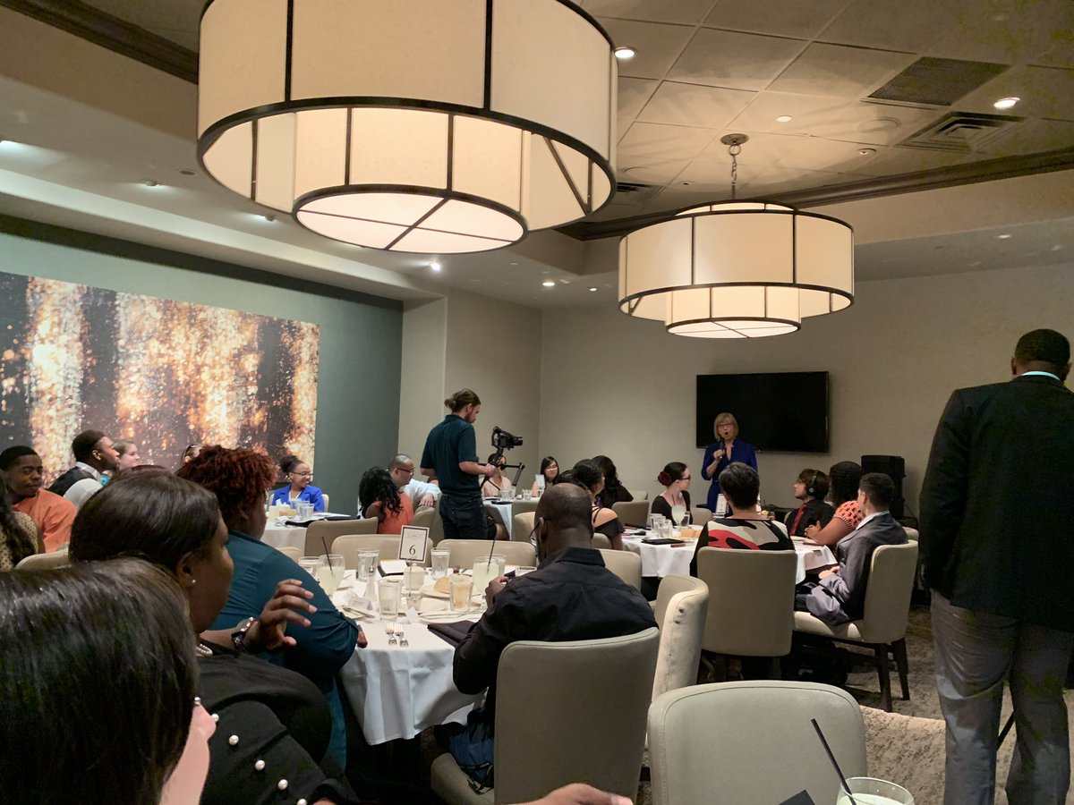 The Student Success Etiquette Luncheon was a huge success! Students had a wonderful experience at @PerrysSteaks today learning about business etiquette! Perry’s staff was amazing! #studentexperiences @LSCTStudentLife @lonestarcollege @LSCTomball @NuttsForTomball