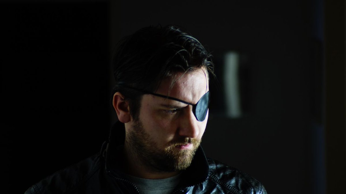 ReneVossen's tweet photo. The "Light and Shadow" Photoshooting Part 1. Pictures made by #eightelementsfilms
#film #actor #movie #thriller #actorlife #autorenleben #badass #character #characters #storytelling #modeling #snakeplissken #snakeplisskencosplay #cosplay #metalgearsolid #johncarpenter #solidsnake https://t.co/iT2ZWjdeJm