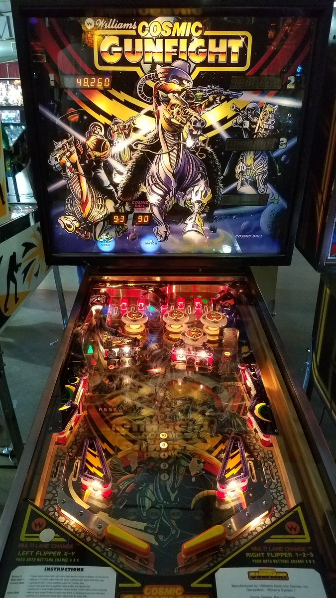 LoserMLW's tweet image. Another successful Pinball at the Zoo - played a ton of awesome pinball with @DishkittyStudio! It's an annual tradition for us now. 😁
#pinballwizards