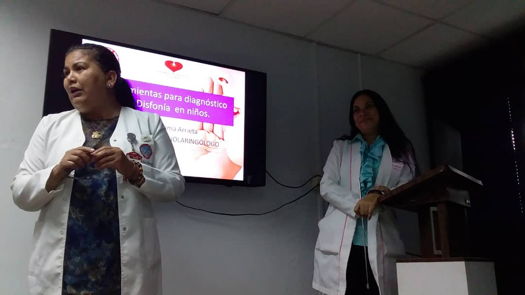 ORLJmdelosRios's tweet photo. Algunas fotos de nuestra #SemanaDeLaVoz  con actividades para todos en el Hospital de niños JM de los Ríos #ORLJM  @svorl https://t.co/hWHV6PAIh1