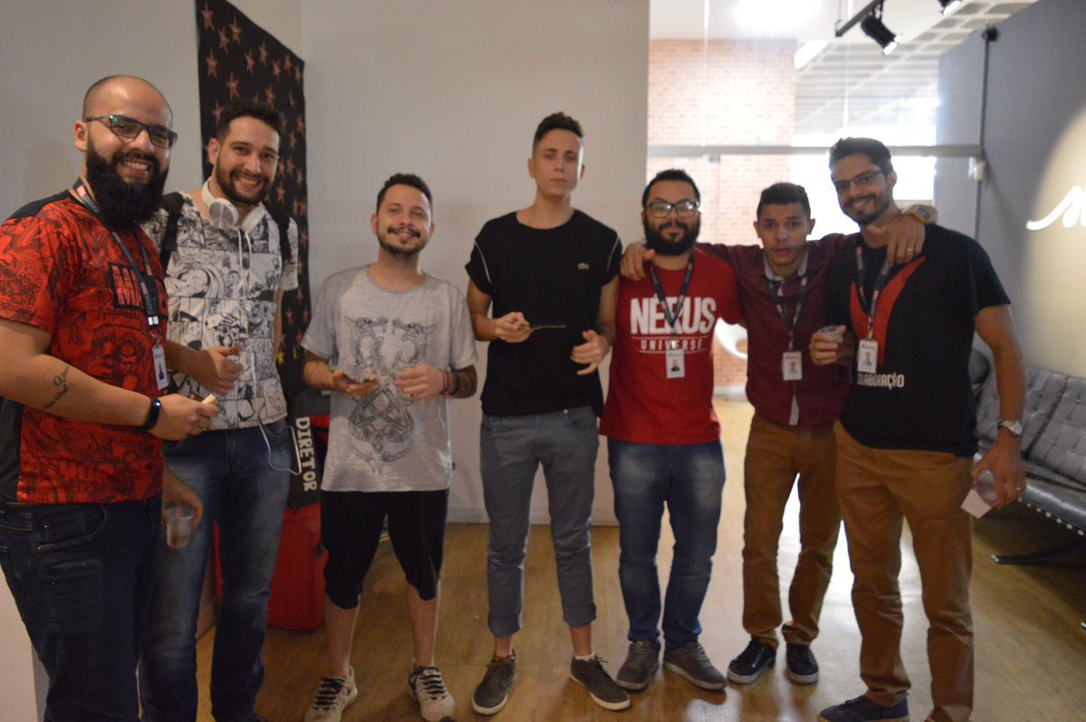 nerus_software's tweet image. Dia de Cine Nérus! Parabéns aos nossos aniversariantes de Fevereiro, Março e Abril! 🎬