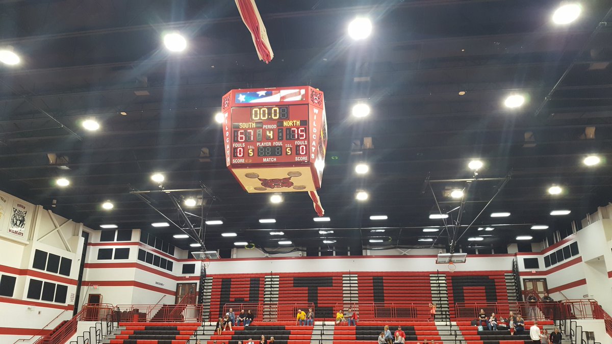 newhavenschools's tweet photo. North wins! 
#SHAM https://t.co/JWIXaddTeM
