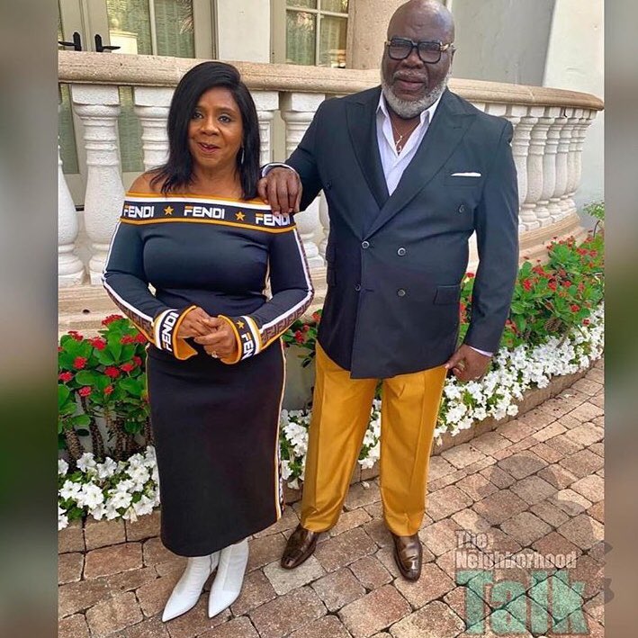 This y’all pastor & his wife?Amen #FendiPrintsOn #theChurchesMoney.