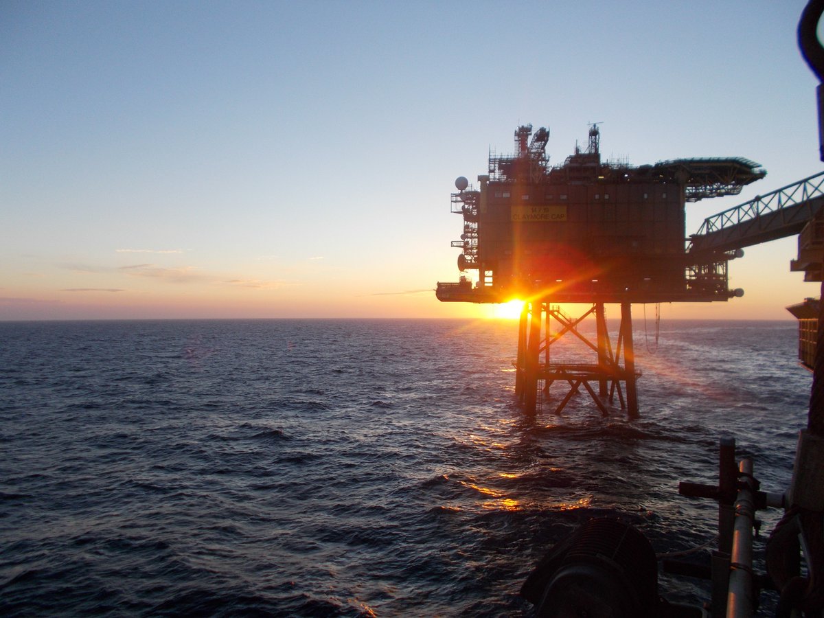 jcaccess2's tweet image. Beautiful night offshore #JcaccessSolutions #Ropeaccess #inspection