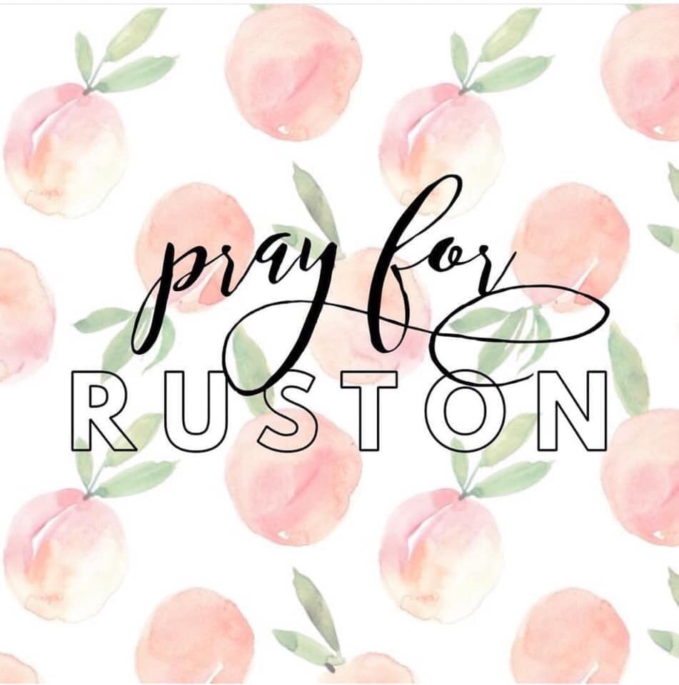 mollybpatt's tweet photo. Keep my sweet town in your prayers💕🍑 #RustonStrong #RustonTornado https://t.co/Sh6RLJ71fZ