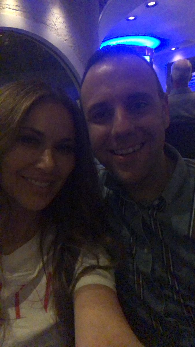 LeeAnneLocken's tweet photo. Follow my friend @NineDaves he’s only ten away from 10k on HIS BIRTHDAY 🎂 https://t.co/tZaTYnRrTB