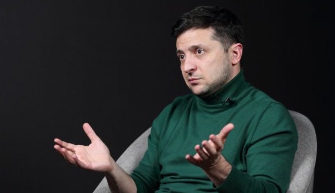 Зеленский обвинил ЦИК в затягивании объявления результатов выборов 

youtube.com/watch?v=et41-6…
