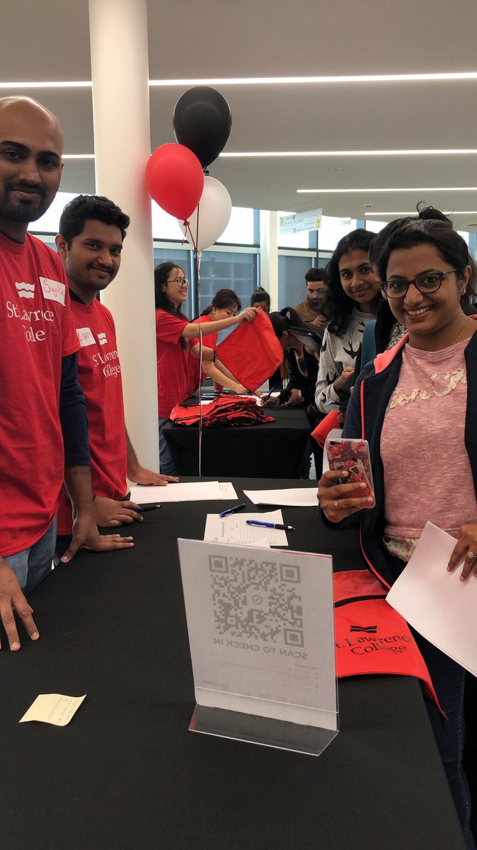 SLCintl's tweet photo. Lots of excitement this week at @whatsinsideslc Kingston and Cornwall campuses, as we welcomed our May 2019 intake international students. Thank you to all our student volunteers and presenters for your support during our Orientation Sessions. #ExperienceSLC #SLCLarryWorld https://t.co/mbJImgzvNO