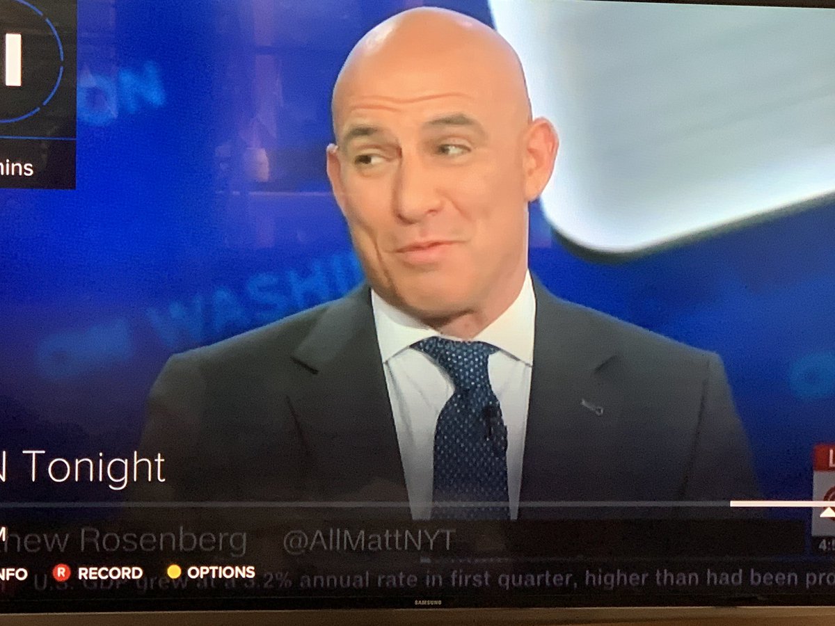 Help settle an argument. Does this guy on CNN look like a younger bald Robert De Niro or not?  RT=yes Like = no