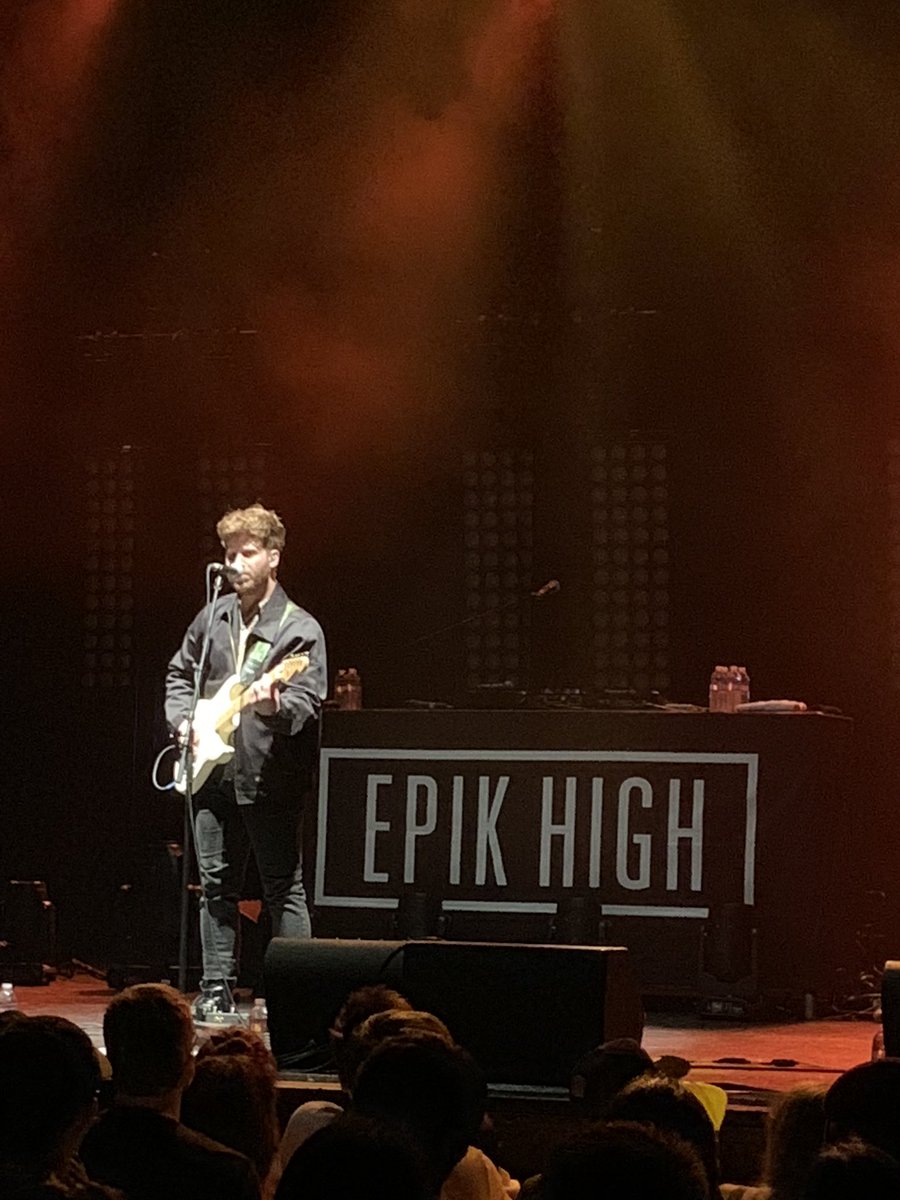 kpopconcerts's tweet photo. Yoshi Flower taking the stage at Epik High’s LA show!
#EpikHigh #YoshiFlower #EpikHighinLA https://t.co/UjZsMsdLIt