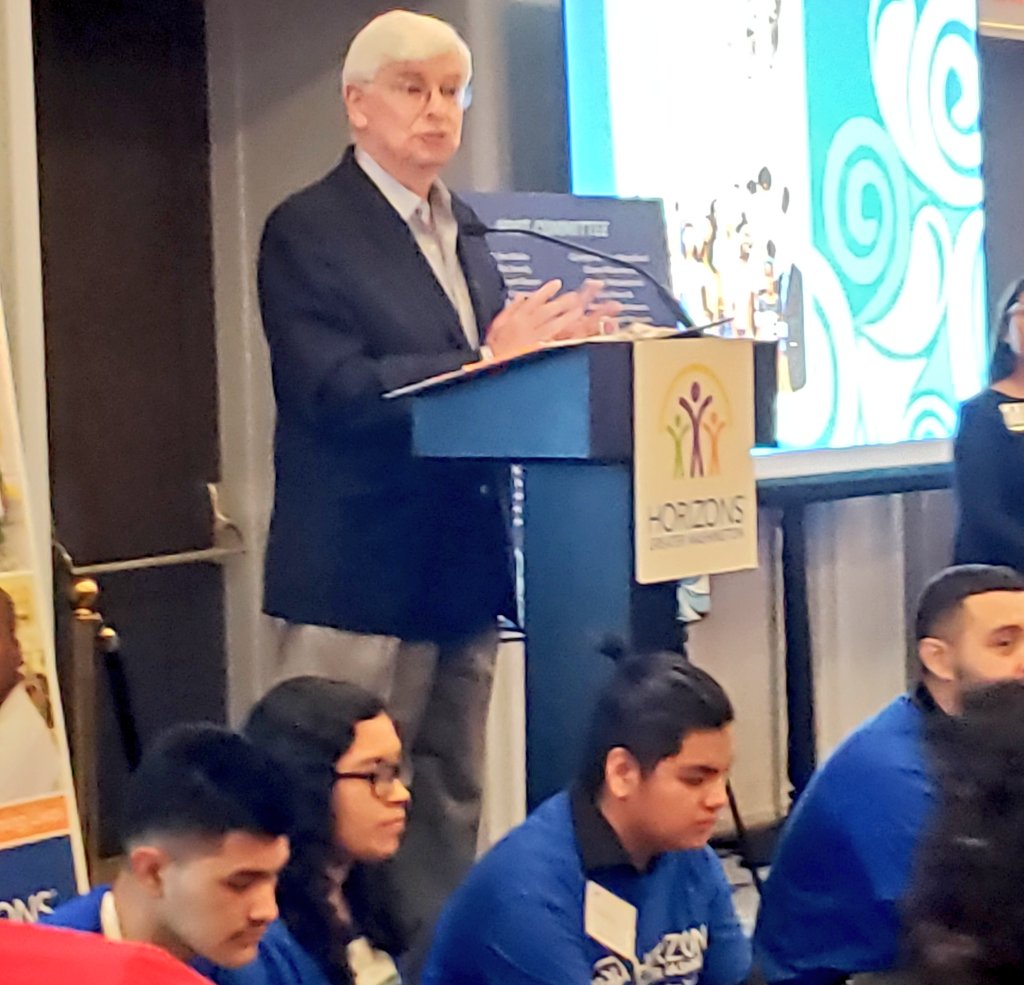 DameSparkula's tweet photo. Thank you for your support, @SenChrisDodd.  Horizons Greater Washington DC @horizonsdc doubled last year's record, tonight! #springsplashbenefit  #horizonssummerprogram #dceducation https://t.co/OUjJMFmOMu