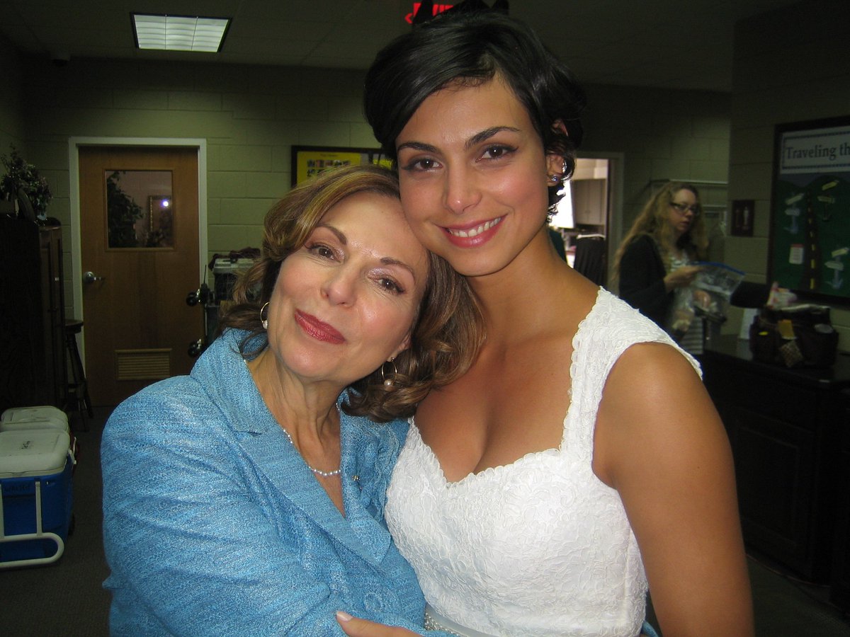 EvilDeadNews's tweet photo. @missmorenab @michaelrosenbum Two of my favs from Back in the Day: .@theresatilly &amp; 
.@missmorenab #BehindTheScenes https://t.co/D4xfIfhSgj
