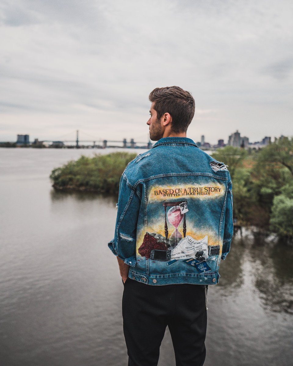 jakemiller's tweet photo. BASED ON A TRUE STORY 💛 https://t.co/wscXzrNY7u