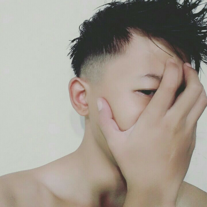 timothy280689's tweet photo. Ya ampun, studio siaran ini sangat manarik! https://t.co/4UQVwehZg3 #YomeLive https://t.co/6OnlNrRDnf