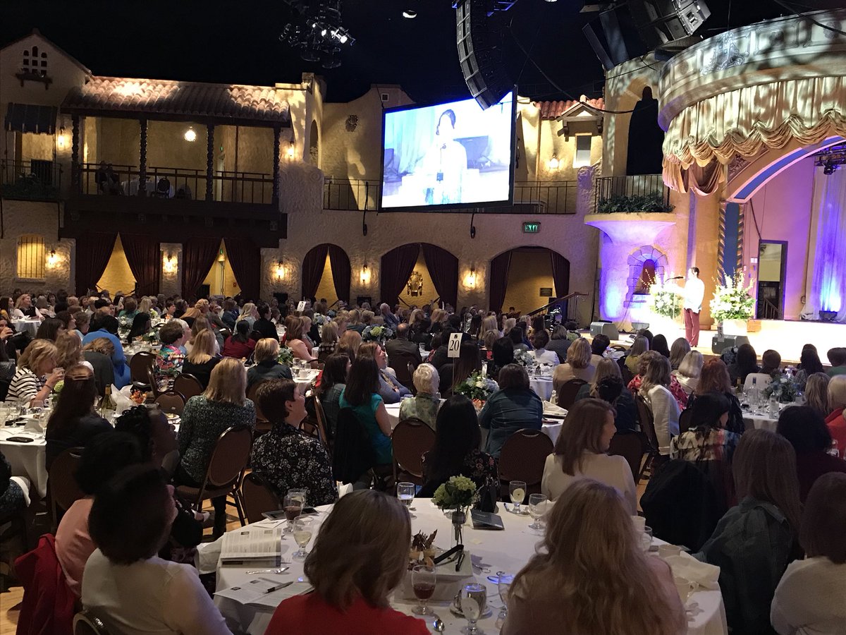 _Annie_Ward's tweet photo. Tonight I faced a life long fear. Speaking to a large group. I did it! I didnโt die ๐คฃ And it went well! @agentmilburn @stef_bier @lambert_jenn That speck on the stage is me. #beautifulbad https://t.co/yg1Gu3yMpt