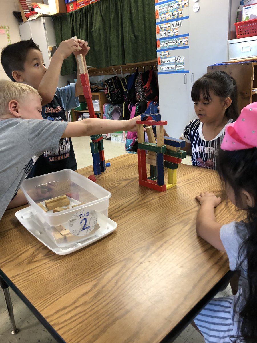 angiebe51294252's tweet image. After testing celebrations!! #ourstory #fun #testingisover #ilovethesekids @MsRBattle @RonEdwardsWorld @LSpencer64 @FuhreySamantha @jrtzfanclub @vwhite001 @Michell86824360 @Ms_Ramsey19 @MurdaughM @DawnAHancock