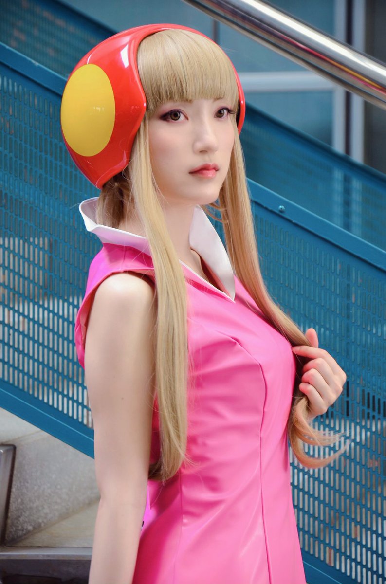 新造人間キャシャーンより上月ルナのコス。立ち上がった襟がなかなか