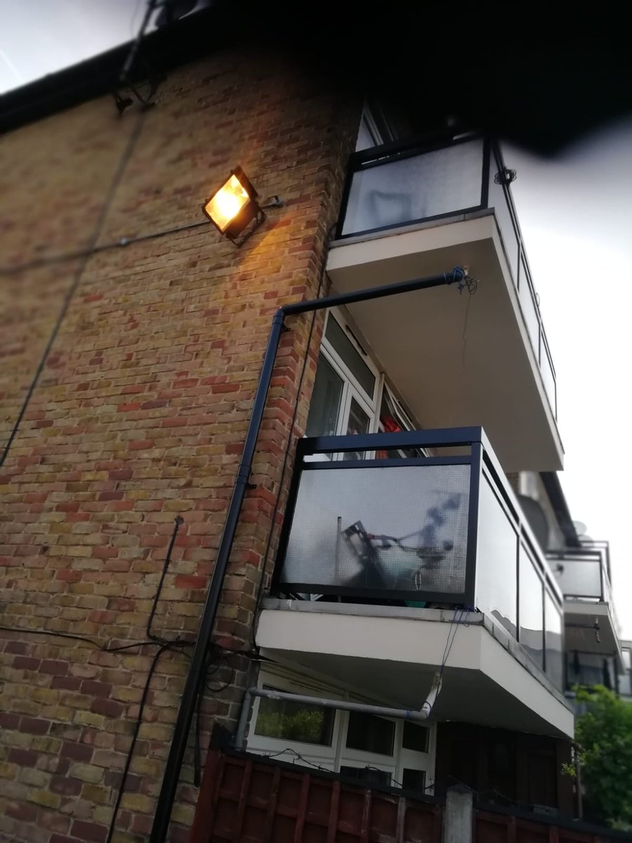 LWMaintenance's tweet photo. Social housing repair carried out in East London. Emergency call came about a drain pipe hanging off side of a building. We attended within an hour to secure safely. #reactivemaintenance #socialhousing #repairs #propertymaintenance #emergencycallouts https://t.co/5PjRCh8r6K