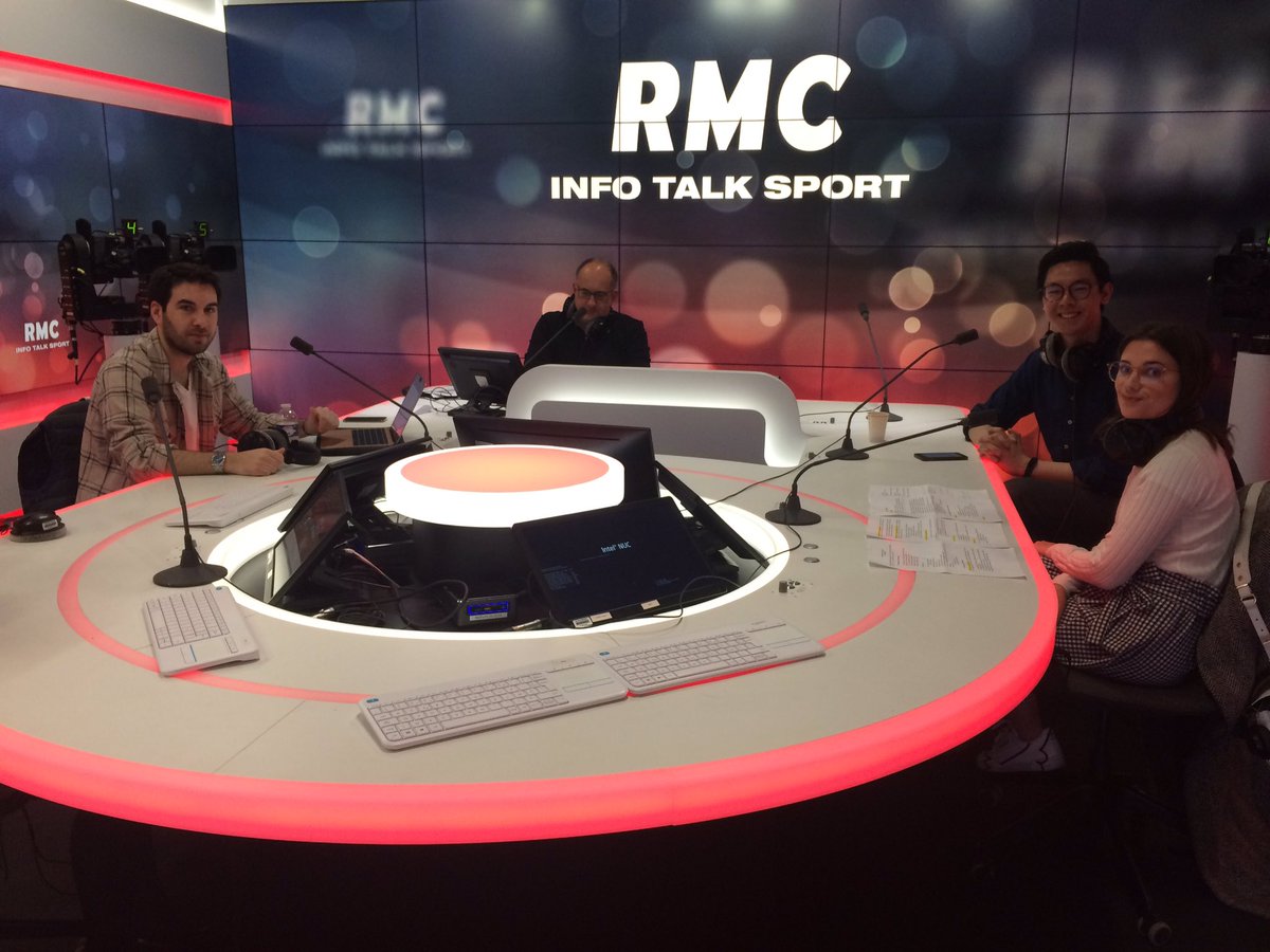 Ce matin av <a href="/Fsorel/">François Sorel</a> et <a href="/GrablyR/">Raphael Grably</a> , nous recevions <a href="/minimartinetti/">Marine Martinetti</a> « PP » <a href="/Videdressing/">Videdressing SAV</a> &amp; David Hao responsable de la communauté <a href="/bonnegueule/">BonneGueule</a> , qui vous expliquaient comment bien vendre en ligne les vêtements que vous ne portez plus et évoquaient aussi les habits prisés sur le Net.