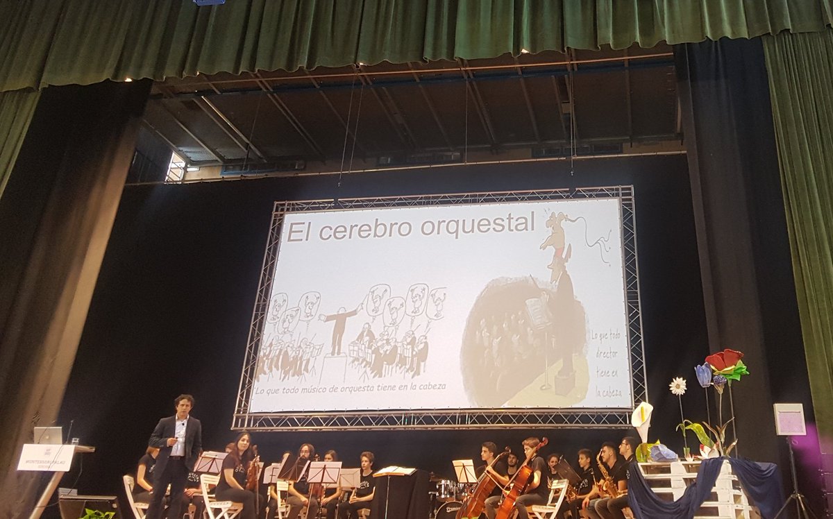 Raquelpaam88's tweet image. ¡Música, maestr@! Arrancamos con la Conferencia-Concierto con mucho ritmo... #neuroscienceforteachers #musicforlearning #musicalsouls 🎶👣🧠☄😍🎶 #ISNE19 @montessoripalau