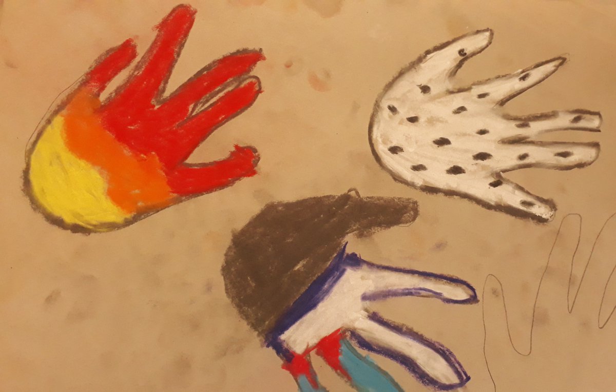 GD_Primary's tweet photo. Thank you @meldewey_photos your art club was a storming success, everyone enjoyed themselves and the art work created was amazing @GD_Primary #creativeart 👩🎨 https://t.co/u8HDjfC68O