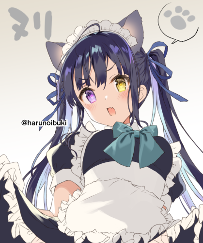 アイコンの子を塗っている🎨 