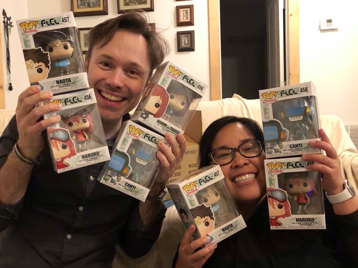 MakiTerashima's tweet image. Belated gifts to these guys for their hard work on the English dub and sub of #FLCL2 and #FLCL3 #FunkoPOP @MSinter @stephaniesheh @nyav_post 英語版吹替と字幕作業をしてくれた2人へのプレゼント🎁
