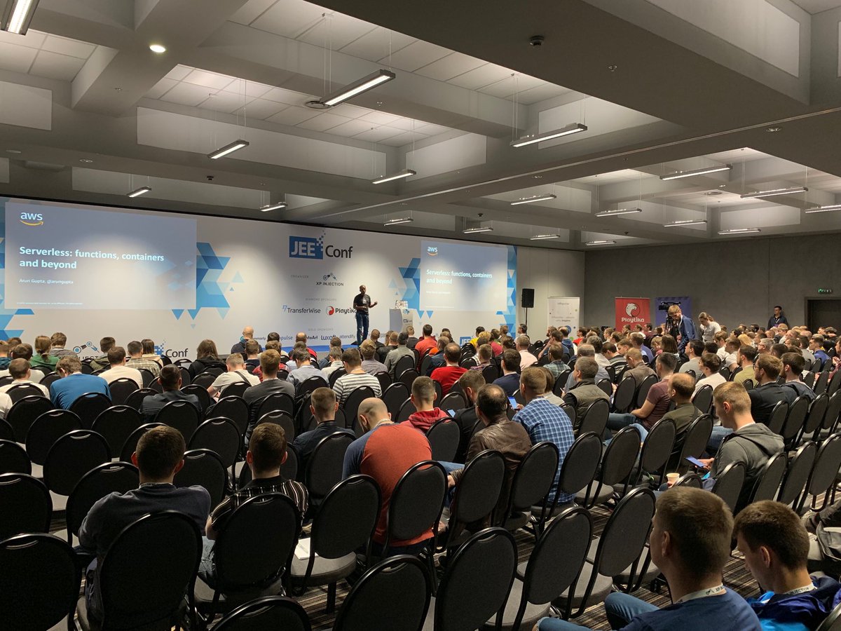 mckeeh3's tweet photo. Day2 at #JEEConf lots of interesting talks today. Starting with #Serverless functions, containers and beyond. @arungupta https://t.co/r9F8fAfm5X