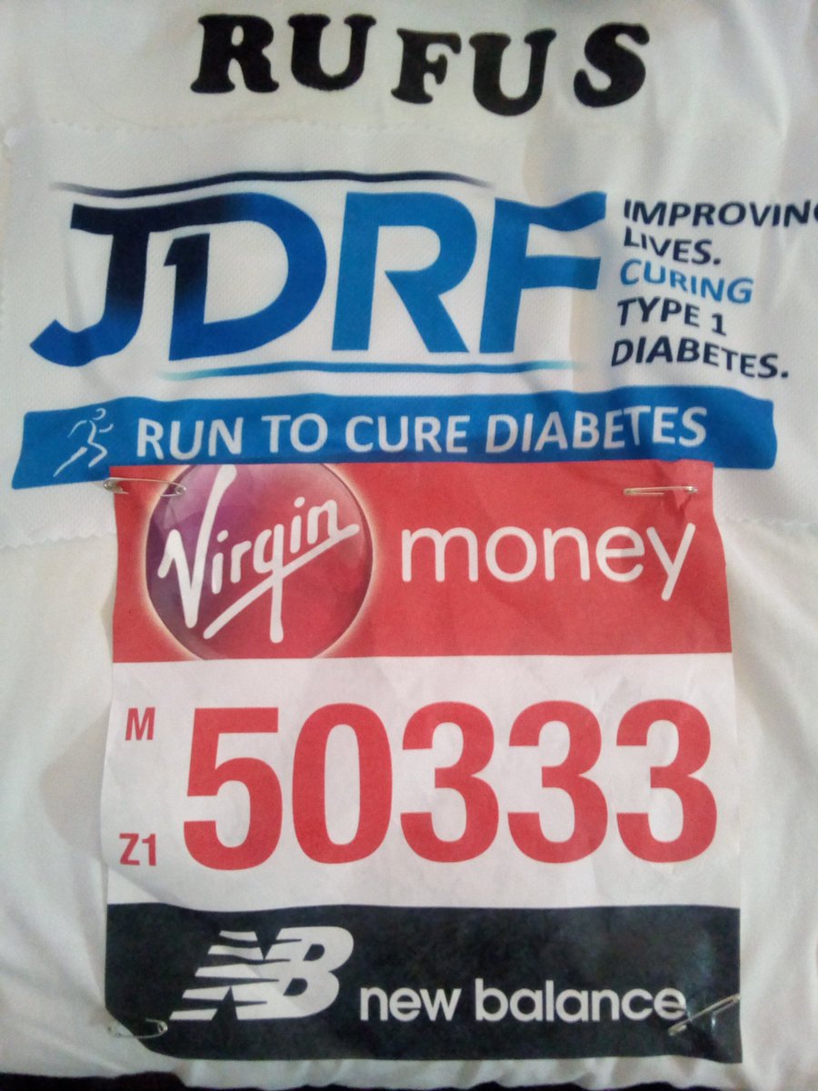 @luanroberts @JDRFUK Great team(runners & supporters), ready to do this! #TeamJDRF #findacure