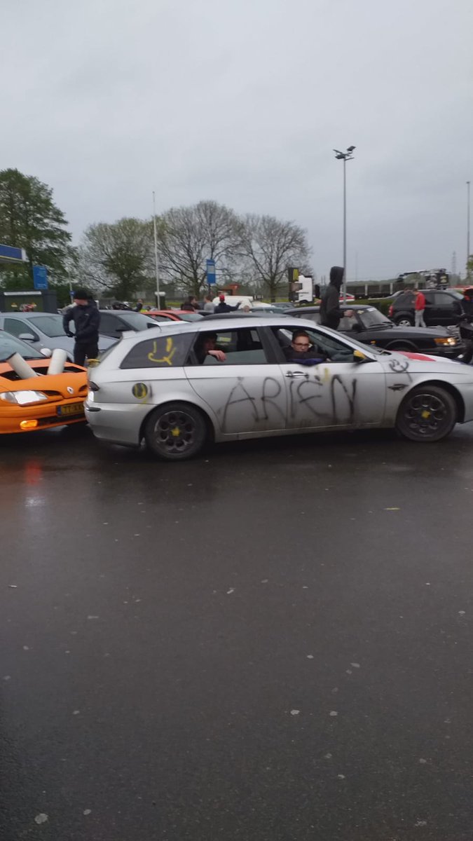 Luilakken Neder Betuwe 2019. Het was goed! Vrijwel geen meldingen van overlast. Geen ongevallen. En een prima organisatie door de jongeren zelf. Samenwerken met de politie. Afspraken werden nagekomen. Vertrouwen heeft de burgemeester gegeven, en daar is goed op geacteerd. Knap!