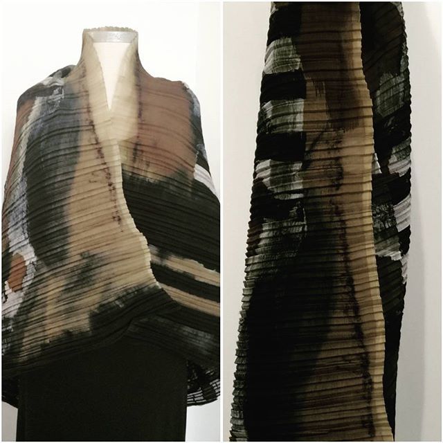 The beginnings of an exciting collaboration between <a href="/liz/">🦊</a>.clay.couture and myself #carolewaller. The very first pieces are in the gallery now @wallerandwood.  #contemporaryfelt #nunofelting #couture #collaboration #arttowear #silkshawl#woolshawl