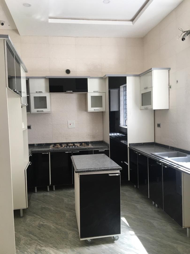 X10ants's tweet photo. 4 Bedroom Semi Detached Duplex with a BQ available FOR SALE!!
Price: N65m
Location: Chevy View Estate.
For Enquiries:
Call: 08037445003
Email: info@X10ants.com
#x10ants #x10antsproperties #x10antsluxury #detached #duplex #chevyview #lagos #nigeria #luxuryrealestate #listing https://t.co/WOUwjzsxX6