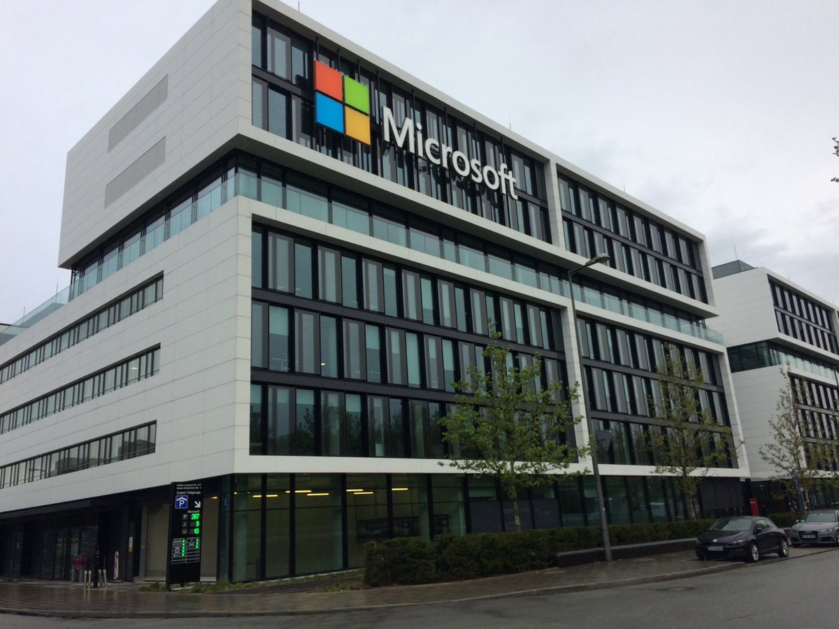 darkicebeam's tweet image. I'm ready to talk about #BotFramework, #LUIS and #SQLServer at the #GlobalAzureBootcamp 2019 in Munich #MVPBuzz #Azure #GlobalAzure @MicrosoftDE @medialesson